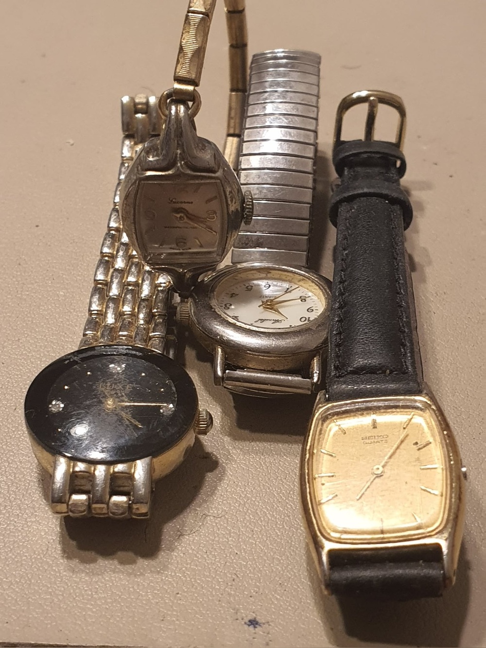 🦋10/$20🦋 Lot of 4 Women's Watches For Parts or Repair